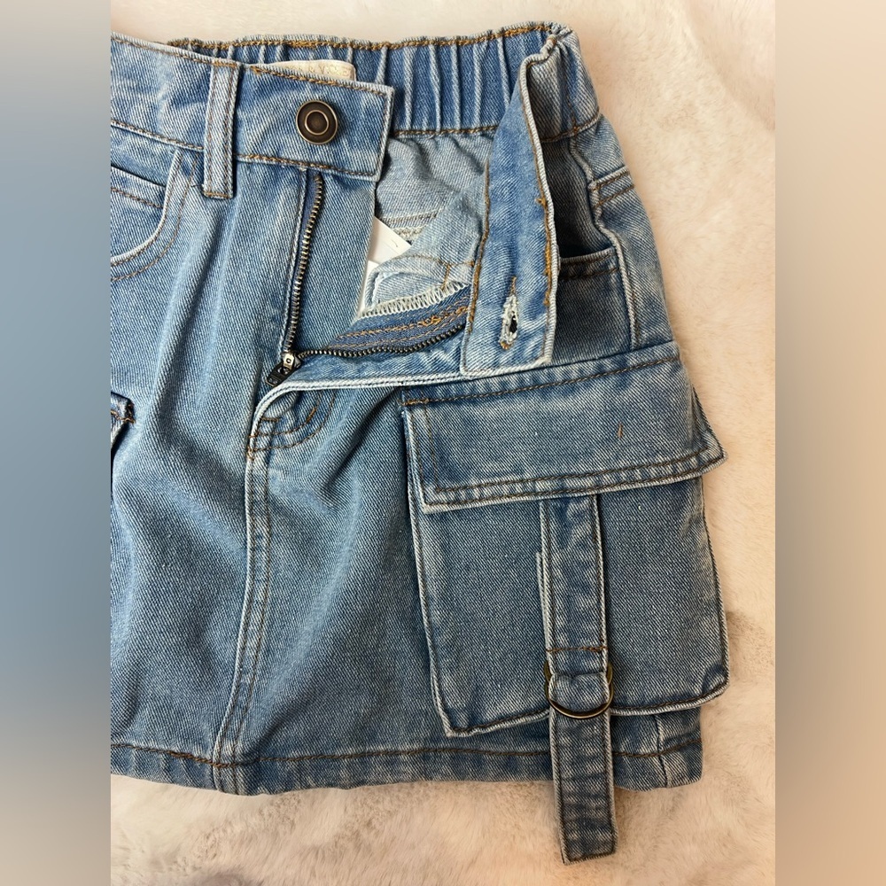 NWT: Chelsea & Violet Big Girl Denim Cargo Mini Skirt Size Small 7 - Picture 4 of 8